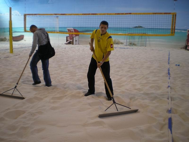 Beach08_14.JPG
