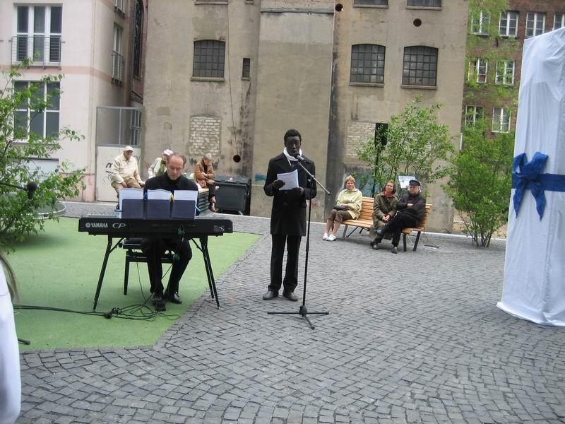 Brahms-Denkmal11.JPG