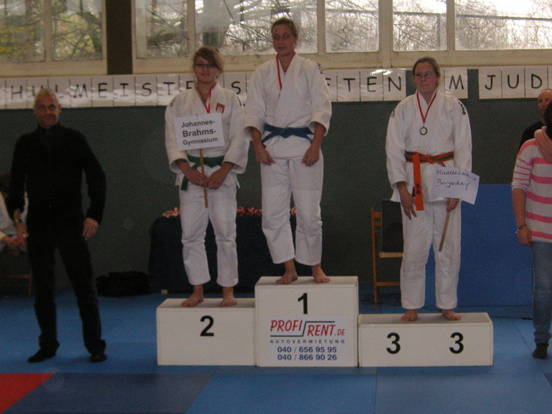 11Judo11.JPG